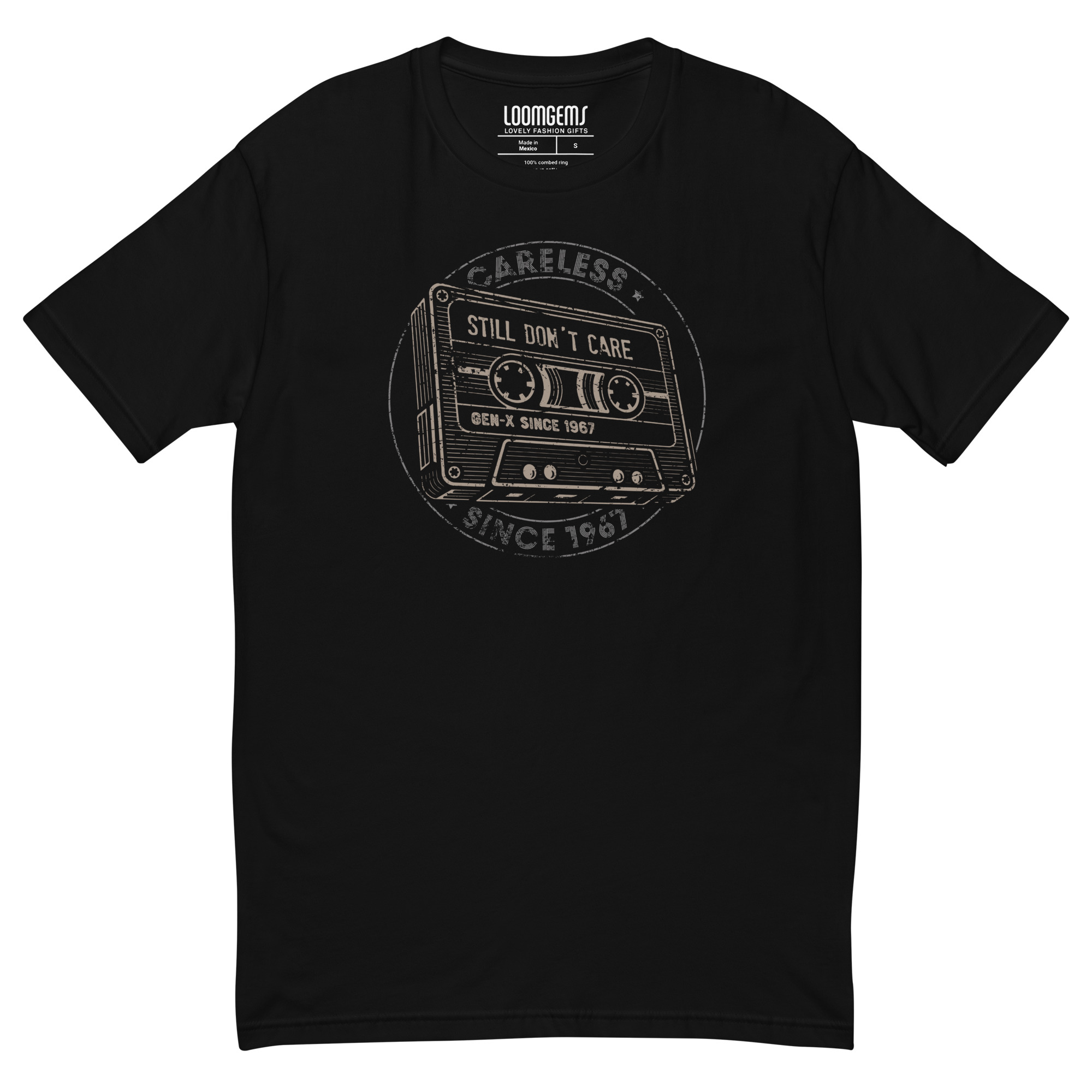 Gen X T-Shirt 1967 in Schwarz mit Vintage-Retro-Kassette „Still Don't Care – Careless“ im Used-Look – Vorderansicht